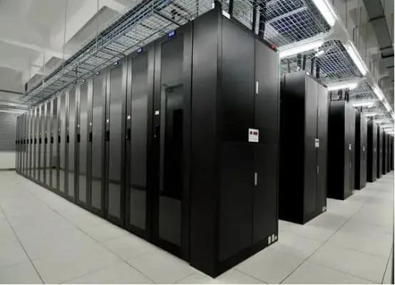 辽宁16A机柜租用价格